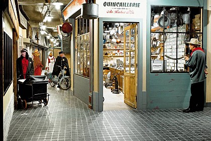 Village des métiers d'antan et musée Motobécane