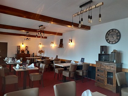 RESTAURANT AKENA LE CLOS DES CÈDRES