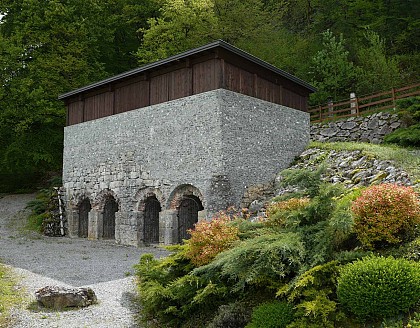 The lime kilns in Cons Sainte Colombe