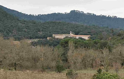 Vue sur le Monastère de la Paix Dieu de Cabanoule