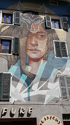 Fresque : "Beauty and the Beast”“La Belle et la bête”