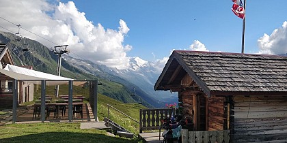 Restaurant-Gite les Ecuries de Charamillon