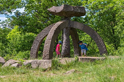 Chemin Fais'Art - Sculptures en pierre de Volvic