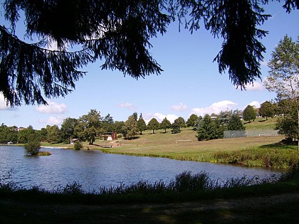 The lake of Le Vernet-la-Varenne