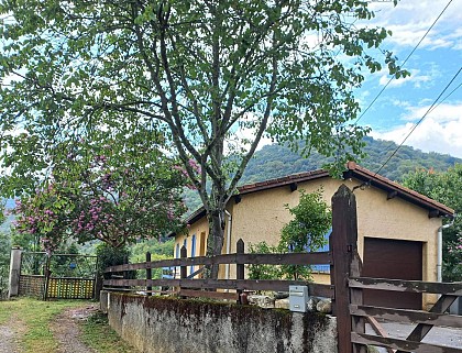 MAISON CALME, PROCHE DE LA MONTAGNE A ASPET