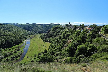 Gorges de la Truyère, lacs de Garabit-Grandval et Lanau