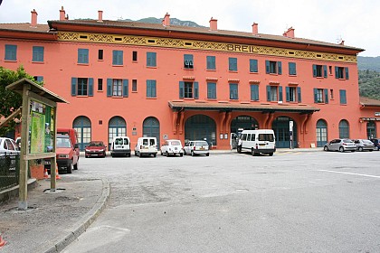 Internationale train station