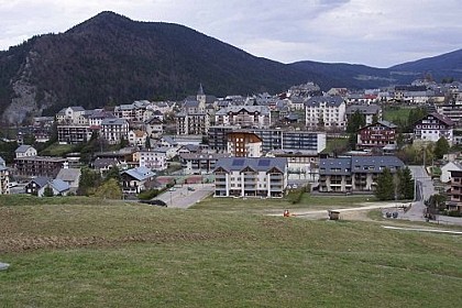 The colline des Bains