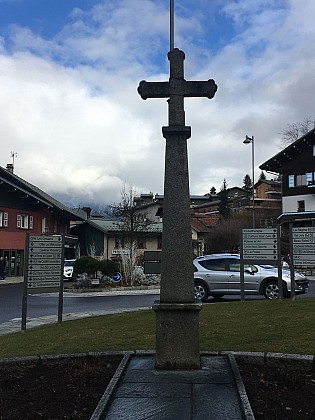 Croix square Maurice Martel