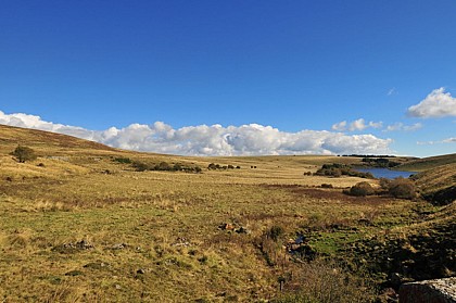 Anzat-le-Luguet et le Signal du Luguet (1551m)