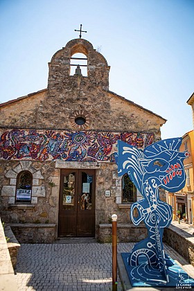 La Chapelle Saint-Sauveur, décorée par Théo Tobiasse