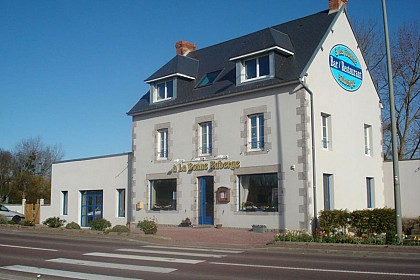 A la Bonne Auberge