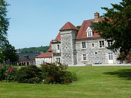 Le Prieuré de Rouxmesnil-Bouteilles