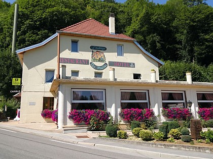 Hôtel-restaurant - Auberge des Moulins