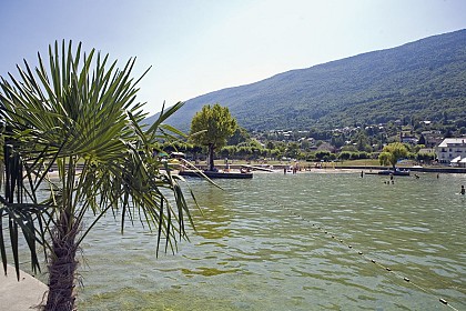 Bourget-du-Lac Beach