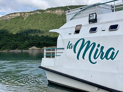 Traversées avec le bateau La MIRA