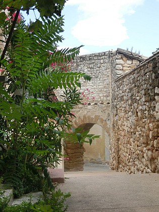 Les Remparts
