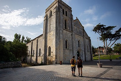 La basilique Notre-Dame-de-la-fin-des-Terres