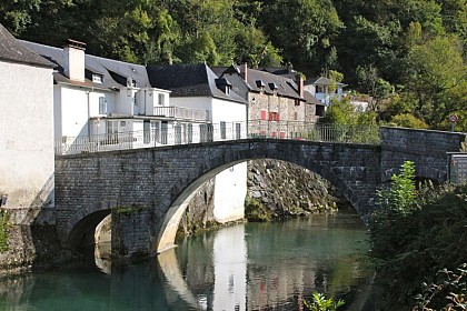 Pont de Licq-Athérey