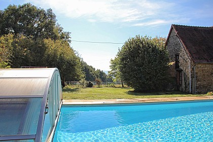 CHEZ-LEGER
