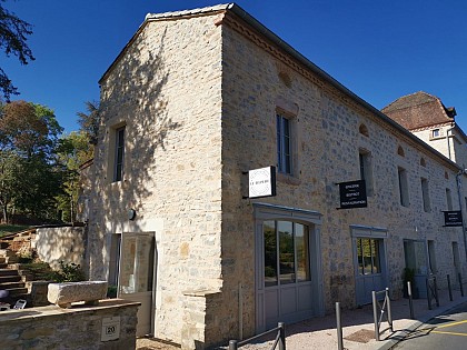 Le repère côté café/boutique