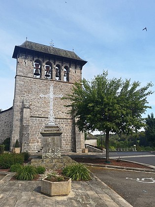 Aire de pique-nique de Roannes-St-Mary