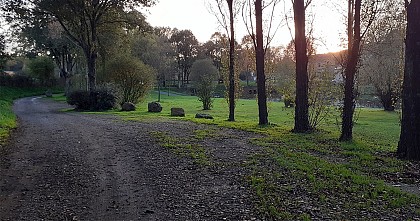 AIRE DE STATIONNEMENT - SAINT AUBIN DES CHATEAUX