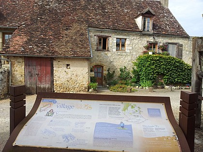 Sentier de découverte au fil de Château Guillaume