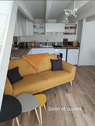 CHEZ MADAME HULOTTE