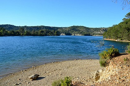 Lake of Esparron