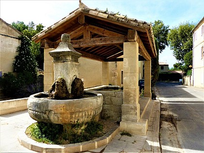 Planet fountain and washhouse