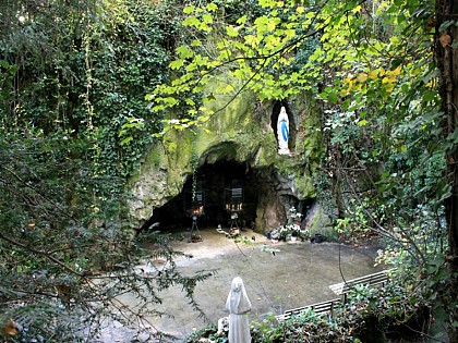 Le Petit Lourdes