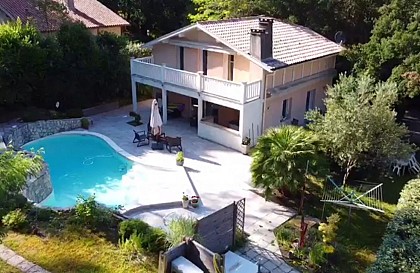 BEHR - Villa des Pins