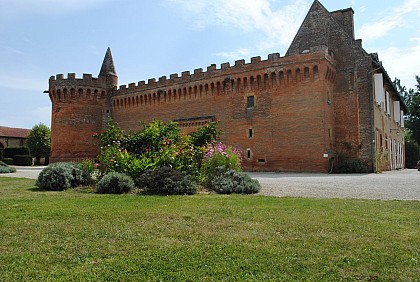 CHATEAU DE PALAYS