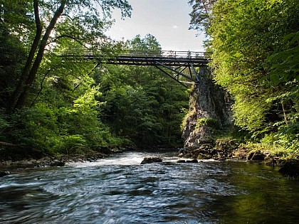 LES GORGES DE CROSERY