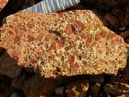 Les anciennes mines de bauxite d’Engardin