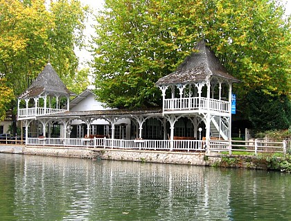 Le Pavillon Bleu