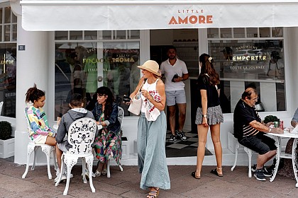 LITTLE AMORE
