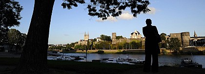 Le bistrot des Carmes et les bords de Maine