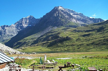 Entre Le Lac mountain hut