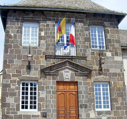 Mairie de Vic sur Cère