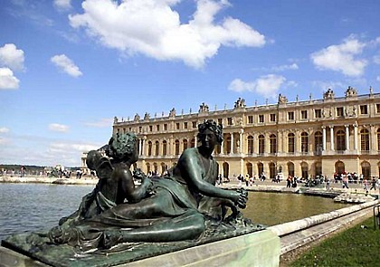 Day Trip to the Palace of Versailles with Audio Guide