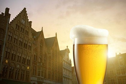 Visite privée de Bruges à pied, croisière sur les canaux et découverte d’une brasserie belge