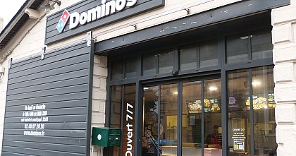 DOMINO'S PIZZA