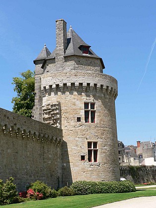 Tour du Connétable