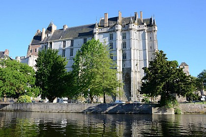 Vu sur les contreforts du château