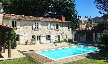 GÎTE "LA FORÊT" - CHÂTEAU DE BOURNEAU