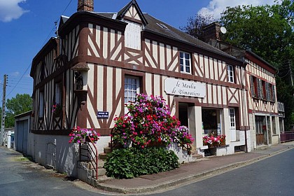 Le Moulin à eau / the mill on the river