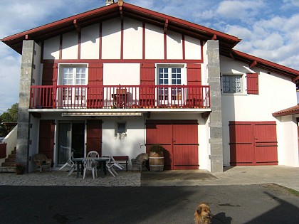Maison Bi Eskuz