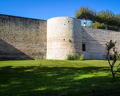 Remparts gallo-romains